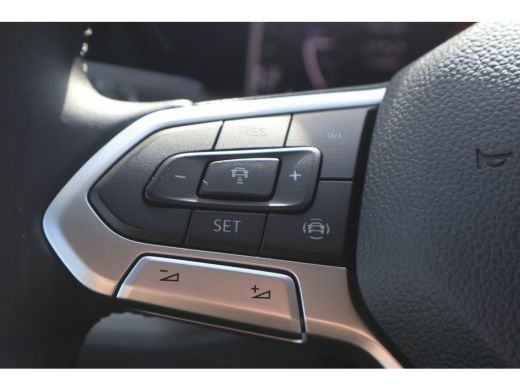 Volkswagen Transporter 2.0 TDI L2 H1 DC Bulli 2x Schuifdeur ActivLease financial lease