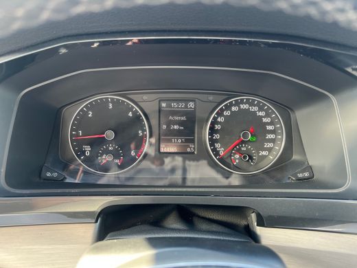 Volkswagen Transporter Dubbele Cabine DSG 150 PK | Dubbele Schuifdeur | Trekhaak | Navi | Multivan Dashboard | Stoel ver... ActivLease financial lease