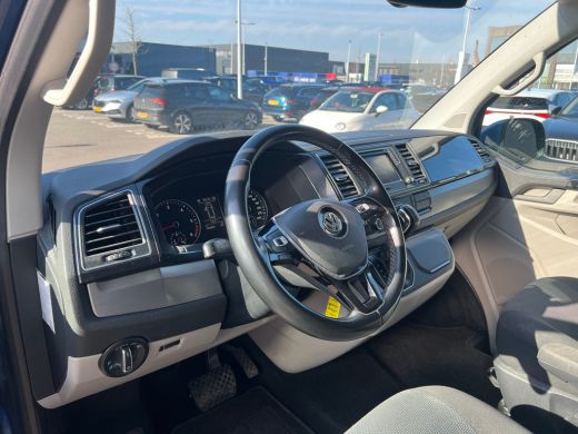 Volkswagen Transporter Dubbele Cabine DSG 150 PK | Dubbele Schuifdeur | Trekhaak | Navi | Multivan Dashboard | Stoel ver... ActivLease financial lease