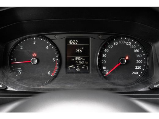 Volkswagen Transporter L2H1 | 102 PK | 3-Zits | Airco ActivLease financial lease