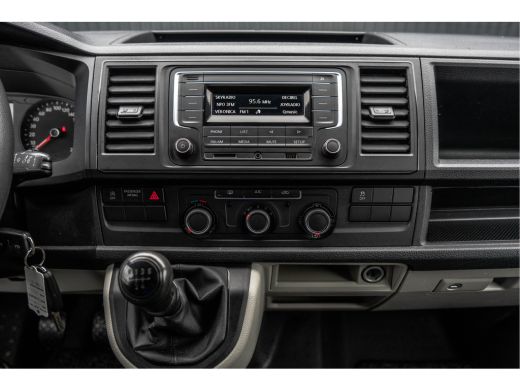 Volkswagen Transporter L2H1 | 102 PK | 3-Zits | Airco ActivLease financial lease