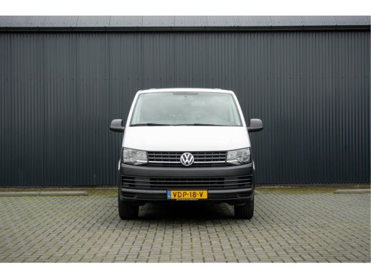 Volkswagen Transporter L2H1 | 102 PK | 3-Zits | Airco ActivLease financial lease