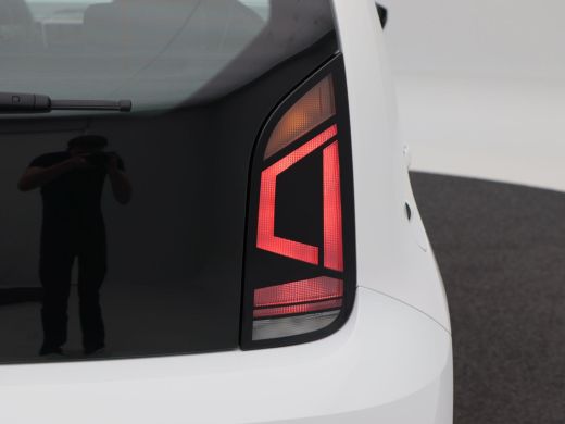 Volkswagen up! 1.0 BMT move up! | Bluetooth | Elektrische Ramen | Climatronic | Cruise Control | Parkeersensoren... ActivLease financial lease