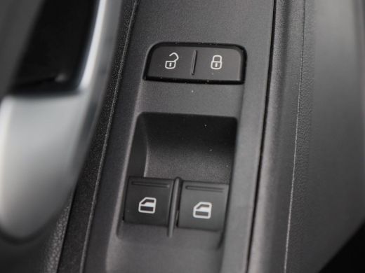 Volkswagen up! 1.0 BMT move up! | Bluetooth | Elektrische Ramen | Climatronic | Cruise Control | Parkeersensoren... ActivLease financial lease