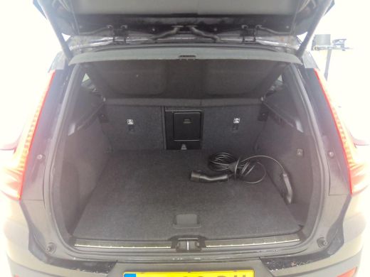 Volvo  XC40 1.5 T4 Recharge Inscription | Trekhaak | Adaptive Cruiscontrol | PDC + Camera | Lederen bekleding... ActivLease financial lease