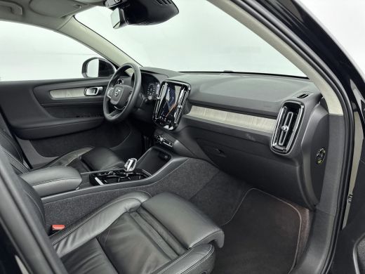 Volvo  XC40 1.5 T4 Recharge Inscription | Trekhaak | Adaptive Cruiscontrol | PDC + Camera | Lederen bekleding... ActivLease financial lease
