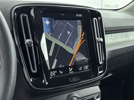 Volvo  XC40 1.5 T4 Recharge Inscription | Trekhaak | Adaptive Cruiscontrol | PDC + Camera | Lederen bekleding... ActivLease financial lease