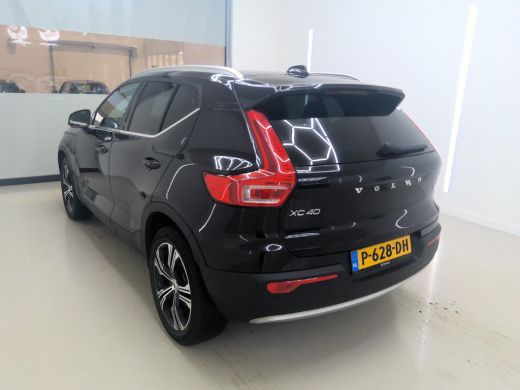 Volvo  XC40 1.5 T4 Recharge Inscription | Trekhaak | Adaptive Cruiscontrol | PDC + Camera | Lederen bekleding... ActivLease financial lease