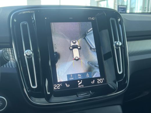 Volvo  XC40 T4 Recharge R-Design | Panoramadak | Stoel en stuurwielverwarming | 360 Camera | Adaptive Cruise ... ActivLease financial lease
