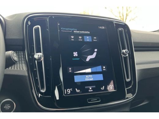Volvo  XC40 T4 Recharge R-Design | Panoramadak | Stoel en stuurwielverwarming | 360 Camera | Adaptive Cruise ... ActivLease financial lease