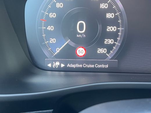 Volvo  XC40 T4 Recharge R-Design | Panoramadak | Stoel en stuurwielverwarming | 360 Camera | Adaptive Cruise ... ActivLease financial lease