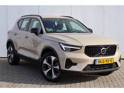 Volvo  XC40 2.0 B4 Plus Dark | Trekhaak | Harman Kardon | BLIS | ActivLease financial lease