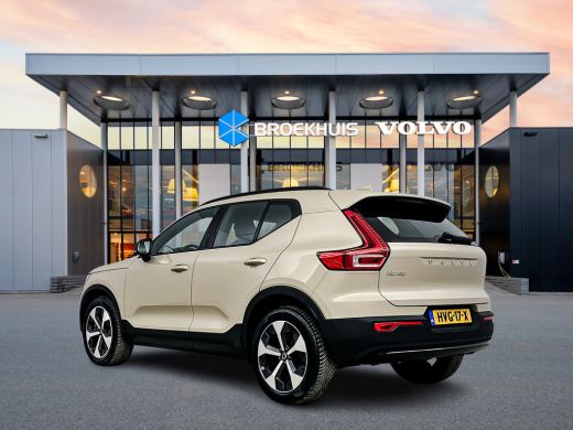 Volvo  XC40 B4 Plus Dark | 19" Allseason | Trekhaak | Voorruitverwarming | Elektr. verst. Stoelen | Harman Ka... ActivLease financial lease