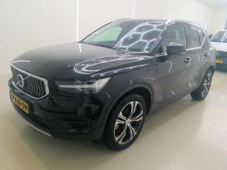 Volvo  XC40 1.5 T4 Recharge Inscription | Trekhaak | Adaptive Cruiscontrol | PDC + Camera | Lederen bekleding...