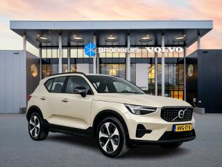 Volvo  XC40 B4 Plus Dark | 19" Allseason | Trekhaak | Voorruitverwarming | Elektr. verst. Stoelen | Harman Ka...