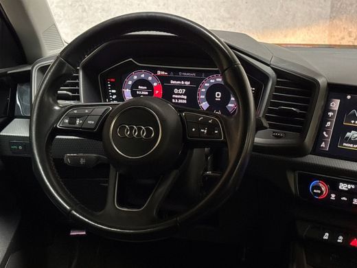 Audi A1 Sportback Sportback 25 TFSI Sport (APPLE CARPLAY, CLIMATE, PARKEERSENSOREN, SPORTSTOELEN, LM VELGEN, ARMSTE... ActivLease financial lease