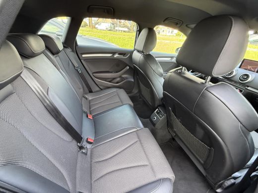 Audi A3 Sportback Aut. 35 TFSI S-Line | Virtual | Stoel Verwarming | Navi | ActivLease financial lease