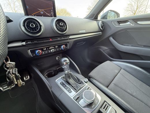 Audi A3 Sportback Aut. 35 TFSI S-Line | Virtual | Stoel Verwarming | Navi | ActivLease financial lease