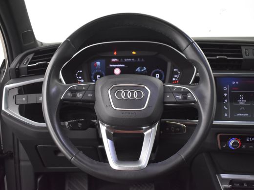 Audi Q3 45 TFSI e S Edition 245Pk | Glazen Schuifdak | Achteruitrijcamera | Lederen bekleding | Stoelverw... ActivLease financial lease