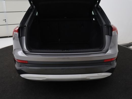 Audi Q4 e-tron 40 Launch edition Advanced Plus 77 kWh | SOH 94% | Warmtepomp | Stoelverwarming | Adaptive cruise... ActivLease financial lease