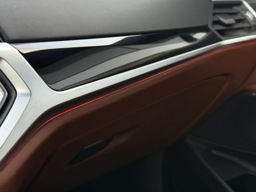 BMW 3 Serie Touring Aut. 330e High Exe. M-Sport Individual | SoH 98% | Trekhaak | Panorama | 360 Camera | Led... ActivLease financial lease