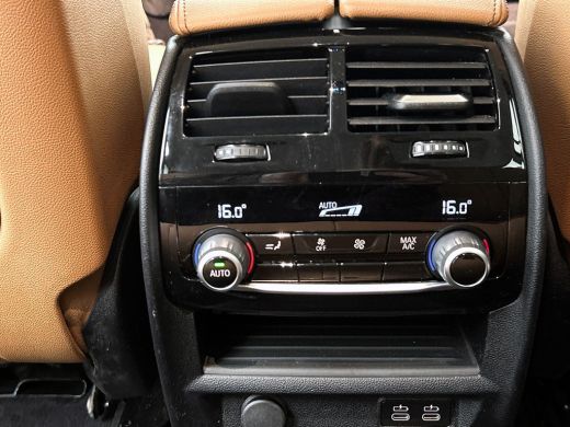 BMW 5 Serie 530e Business Edition Plus CAMERA | NAVI & CARPLAY | AD-CRUISE | TREKHAAK ActivLease financial lease