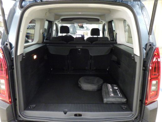 Citroën &euml;-Berlingo Shine 50 kWh | Fase 3 laden | Navigatie | Camera | Apple carplay | Stoelverwarming | Climate cont... ActivLease financial lease