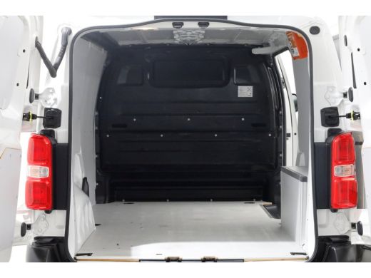 Citroën &euml;-Jumpy L2H1 Club 75 kWh 100% Elektrisch WLTP Range 314km Airco/Trekhaak 01-2021 ActivLease financial lease