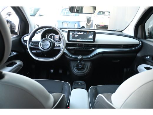 Fiat 500 1.0 Hybrid La Prima VOORRAAD-ACTIE! 8 Jaar Garantie! | Panoramadak | JBL | Vol-Leder | Stoelverwa... ActivLease financial lease