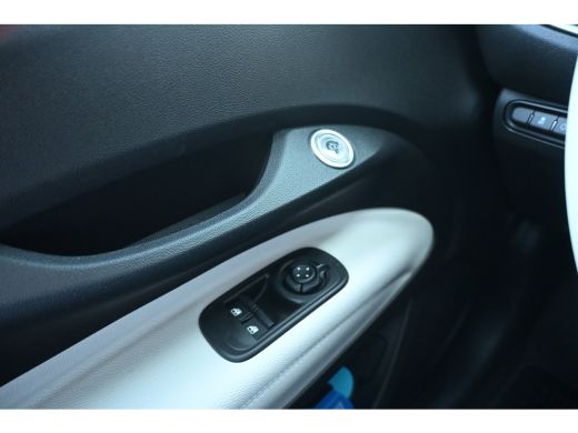 Fiat 500 1.0 Hybrid La Prima VOORRAAD-ACTIE! 8 Jaar Garantie! | Panoramadak | JBL | Vol-Leder | Stoelverwa... ActivLease financial lease