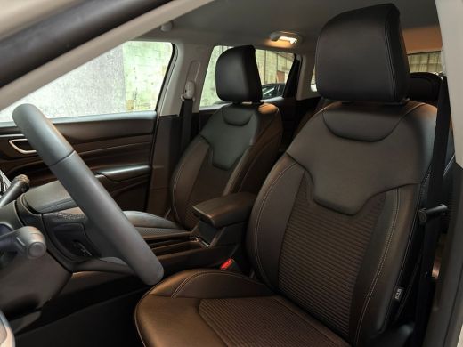 Jeep Compass 4xe 190 Plug-in Hybrid Electric Night Eagle 190Pk Automaat (VIRTUAL COCKPIT, APPLE CARPLAY, GROOT... ActivLease financial lease