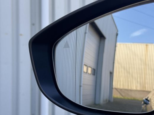 Mazda CX-30 2.0 e-SkyActiv-X M Hybrid Homura | Achteruitrijcamera | Stoel/Stuurverwarming | Elektrische Achte... ActivLease financial lease