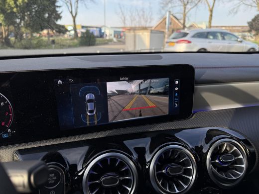 Mercedes-Benz CLA Aut. 180 AMG Sport | Trekhaak | Navi | Camera | Sfeer Verlichting | Nieuw Model | ActivLease financial lease