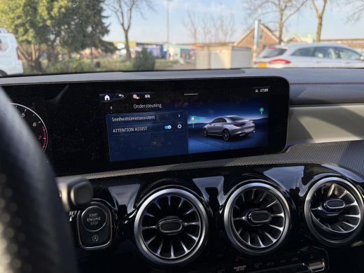 Mercedes-Benz CLA Aut. 180 AMG Sport | Trekhaak | Navi | Camera | Sfeer Verlichting | Nieuw Model | ActivLease financial lease