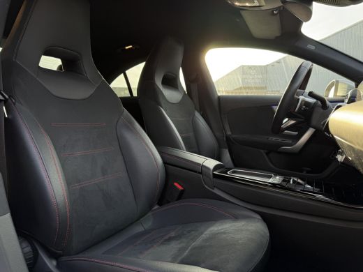 Mercedes-Benz CLA Aut. 180 AMG Sport | Trekhaak | Navi | Camera | Sfeer Verlichting | Nieuw Model | ActivLease financial lease