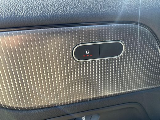 Mercedes-Benz GLA 250 e Style | Parkeersensoren | Apple carplay | Navigatie | Rijklaarprijs! | ActivLease financial lease