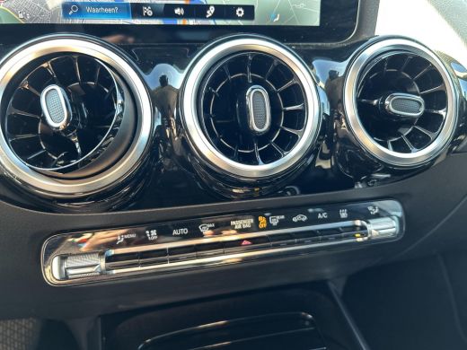 Mercedes-Benz GLA 250 e Style | Parkeersensoren | Apple carplay | Navigatie | Rijklaarprijs! | ActivLease financial lease