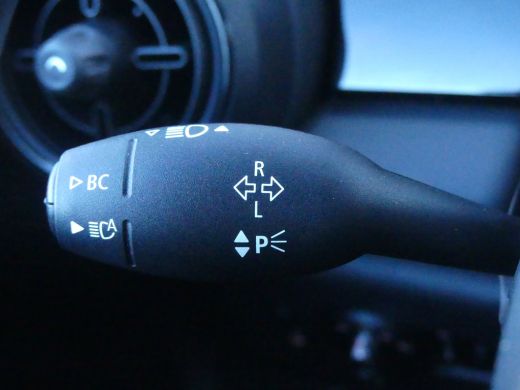 Mini Cooper S 2.0 Cooper S Classic | STOEL+VOORRUITVERWARMING | CAMERA | NAVI | GETINT GLAS | PARKEERSENSOREN |... ActivLease financial lease