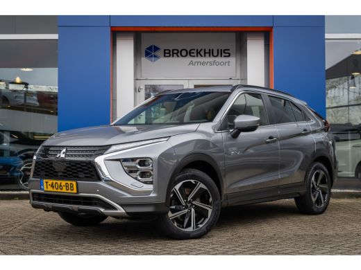 Mitsubishi Eclipse Cross 2.4 PHEV Intense+ | Trekgewicht 1500 kg. | Navi | Achteruitrijcamera | Cruise Control | Stoelverw...