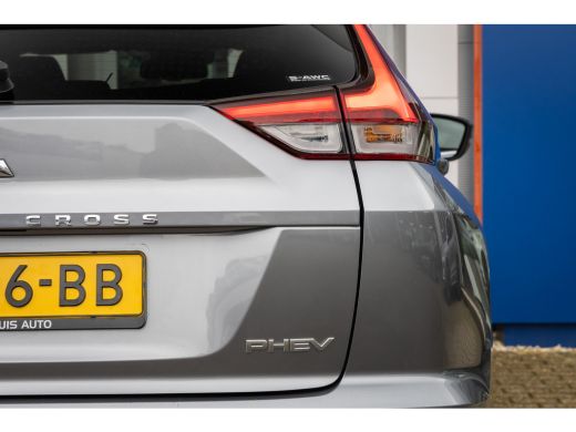 Mitsubishi Eclipse Cross 2.4 PHEV Intense+ | Trekgewicht 1500 kg. | Navi | Achteruitrijcamera | Cruise Control | Stoelverw... ActivLease financial lease