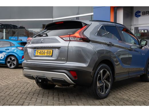 Mitsubishi Eclipse Cross 2.4 PHEV Intense+ | Trekgewicht 1500 kg. | Navi | Achteruitrijcamera | Cruise Control | Stoelverw... ActivLease financial lease