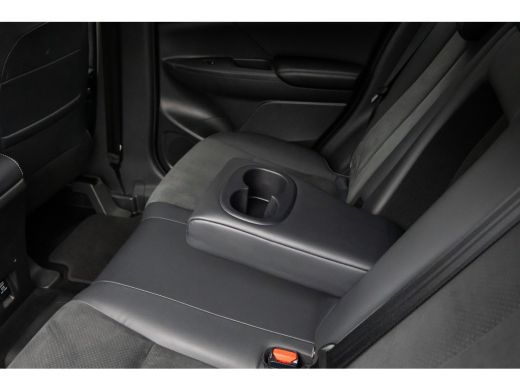 Mitsubishi Eclipse Cross 2.4 PHEV Intense+ | Trekgewicht 1500 kg. | Navi | Achteruitrijcamera | Cruise Control | Stoelverw... ActivLease financial lease