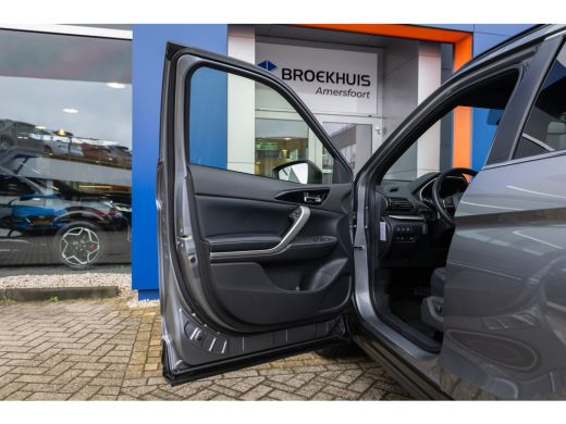Mitsubishi Eclipse Cross 2.4 PHEV Intense+ | Trekgewicht 1500 kg. | Navi | Achteruitrijcamera | Cruise Control | Stoelverw... ActivLease financial lease