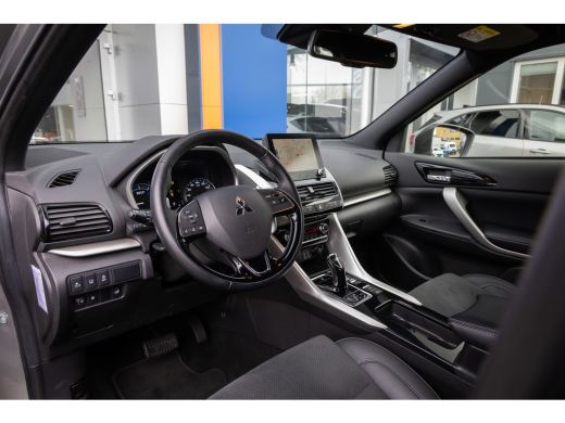Mitsubishi Eclipse Cross 2.4 PHEV Intense+ | Trekgewicht 1500 kg. | Navi | Achteruitrijcamera | Cruise Control | Stoelverw... ActivLease financial lease