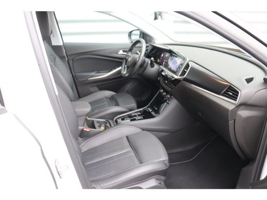 Opel Grandland 1.6 TURBO PLUG-IN HYBRID 300PK 4X4 GSE / NAVI / LEDER / CLIMA / LED / PDC / 20" LMV / CAMERA / AF... ActivLease financial lease