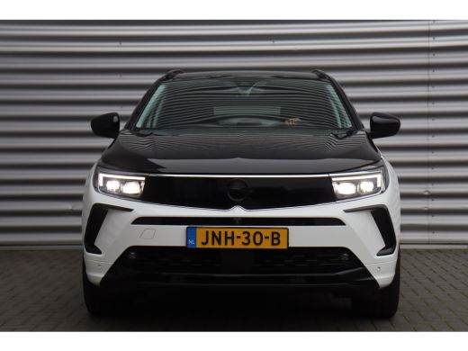 Opel Grandland 1.6 TURBO PLUG-IN HYBRID 300PK 4X4 GSE / NAVI / LEDER / CLIMA / LED / PDC / 20" LMV / CAMERA / AF... ActivLease financial lease