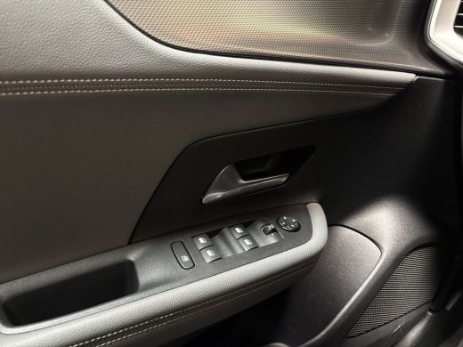 Opel Mokka 1.2 Turbo Elegance (VIRTUAL COCKPIT, APPLE CARPLAY, GROOT NAVI, 360 CAMERA, SPORTSTOELEN, LED KOP... ActivLease financial lease