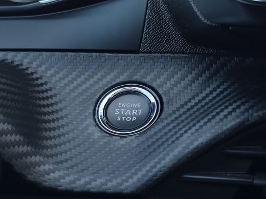 Peugeot 2008 1.2 PureTech Allure Pack Camera | Full map navigatie | Climate control | Carplay/android auto | P... ActivLease financial lease