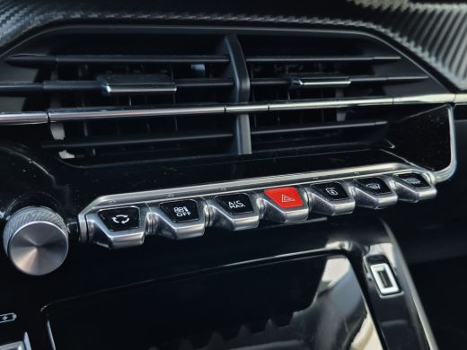 Peugeot 2008 1.2 PureTech Allure Pack Camera | Full map navigatie | Climate control | Carplay/android auto | P... ActivLease financial lease