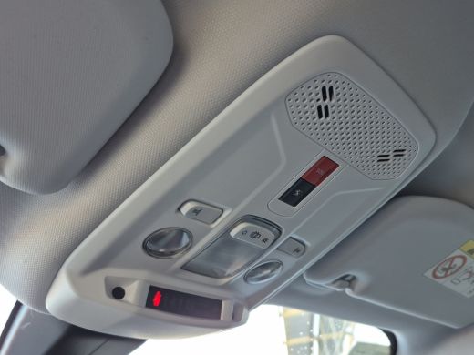 Peugeot 2008 1.2 PureTech Allure Pack Camera | Full map navigatie | Climate control | Carplay/android auto | P... ActivLease financial lease